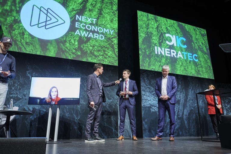INERATEC gewinnt den Next Economy Award 2022